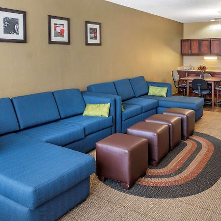 Comfort Inn & Suites Lincoln Bagian luar foto