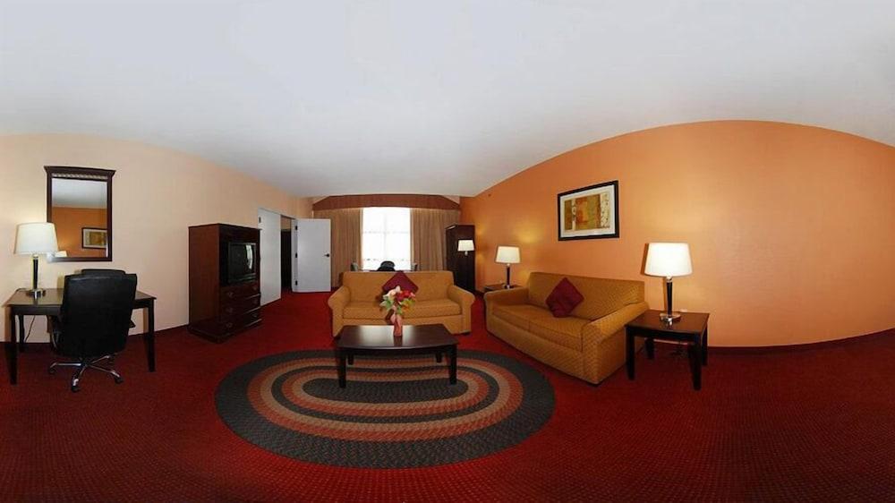 Comfort Inn & Suites Lincoln Bagian luar foto