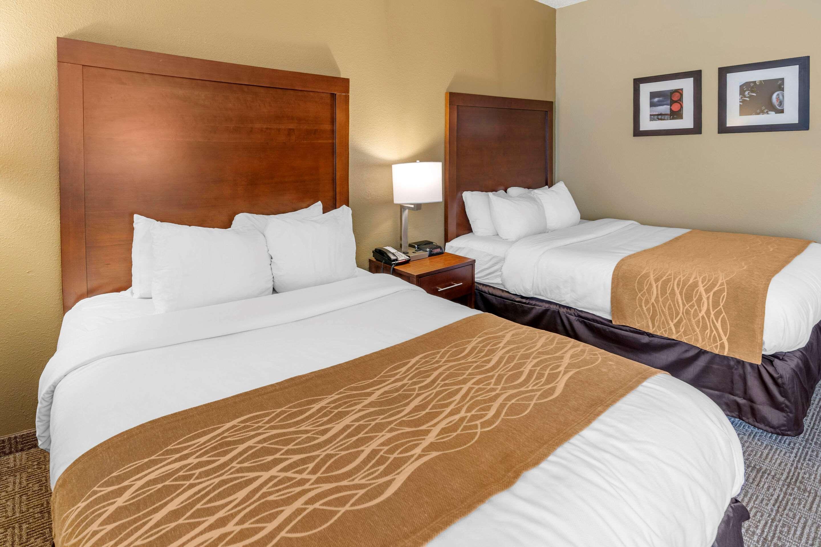 Comfort Inn & Suites Lincoln Bagian luar foto