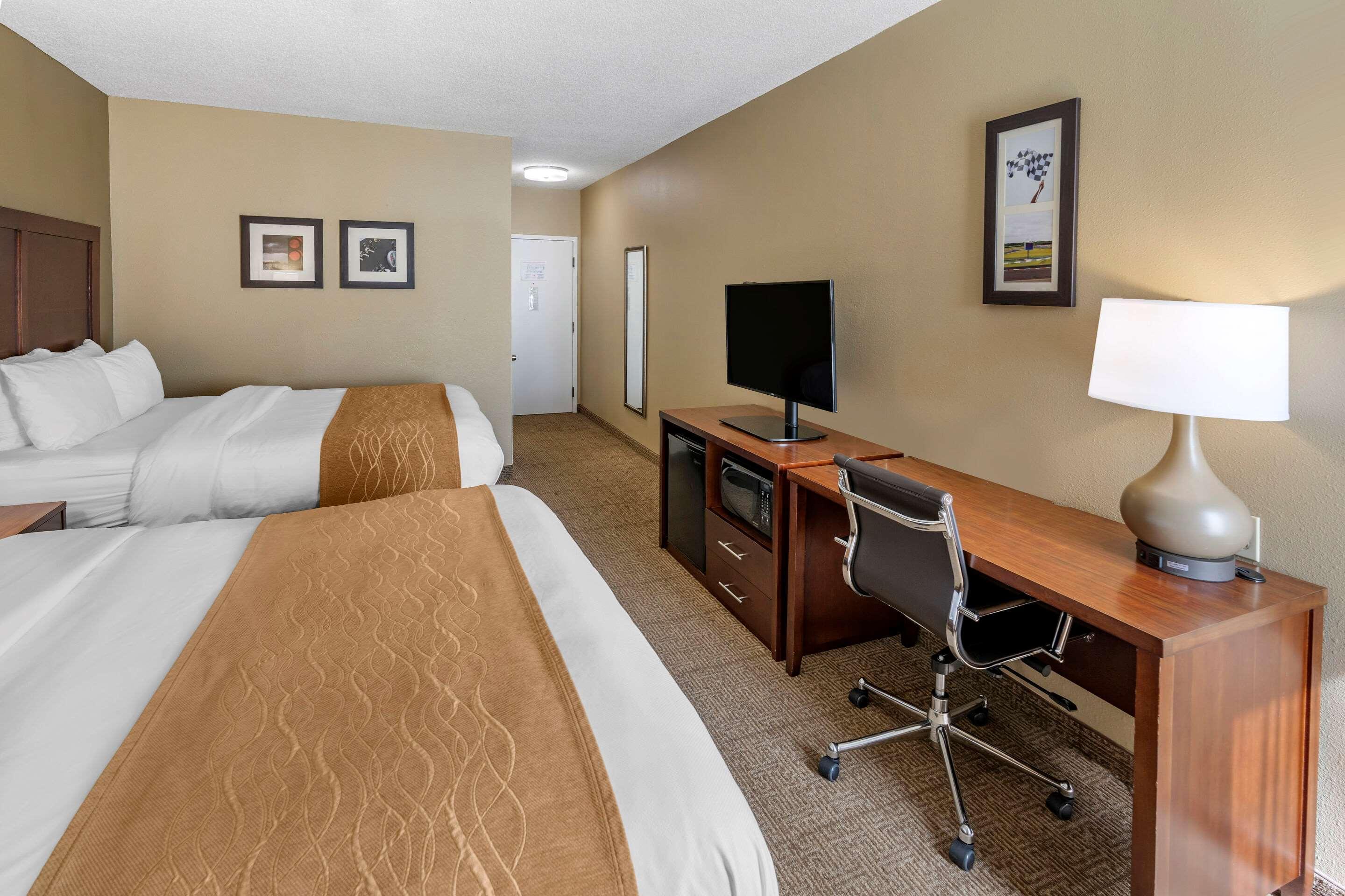 Comfort Inn & Suites Lincoln Bagian luar foto