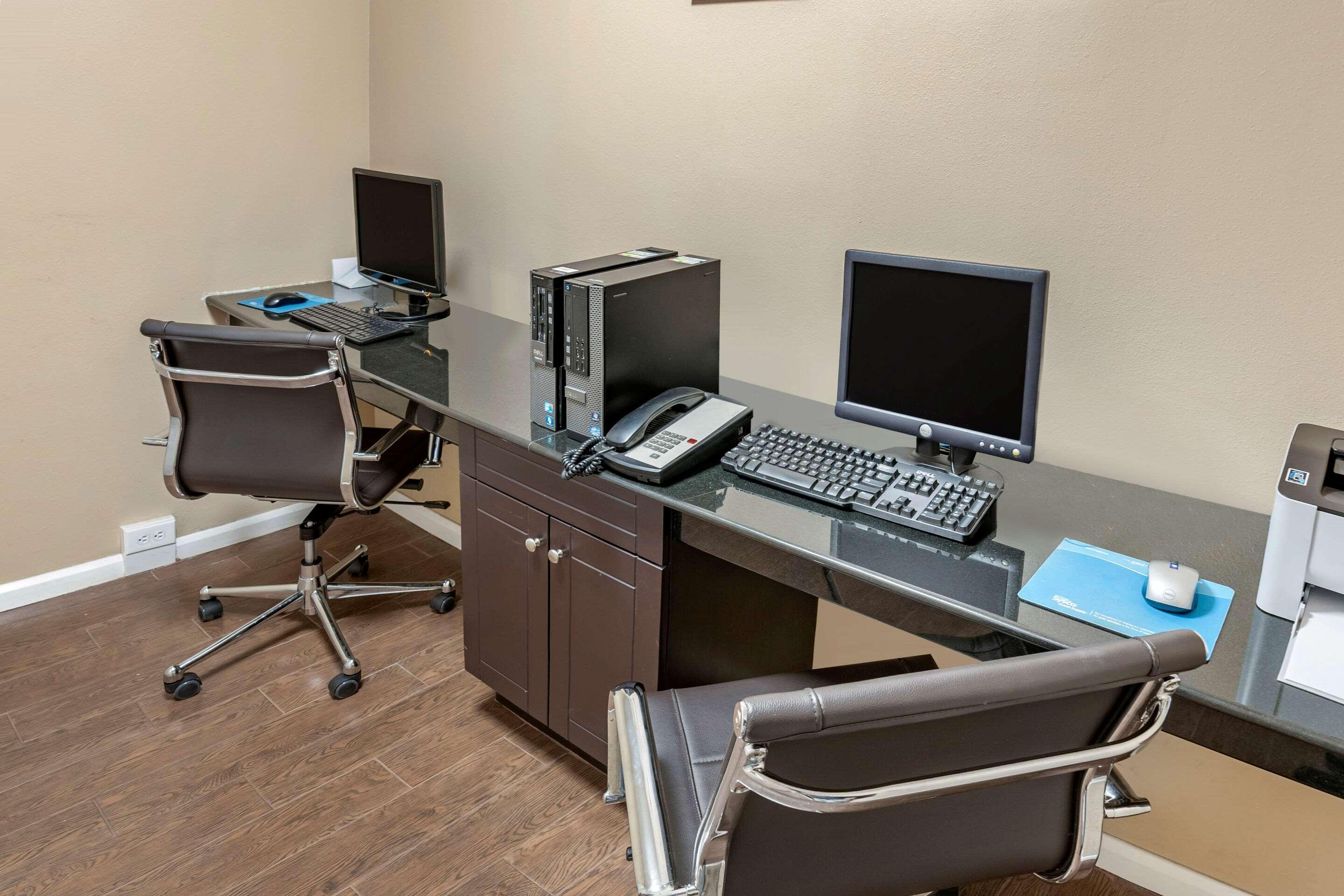 Comfort Inn & Suites Lincoln Bagian luar foto