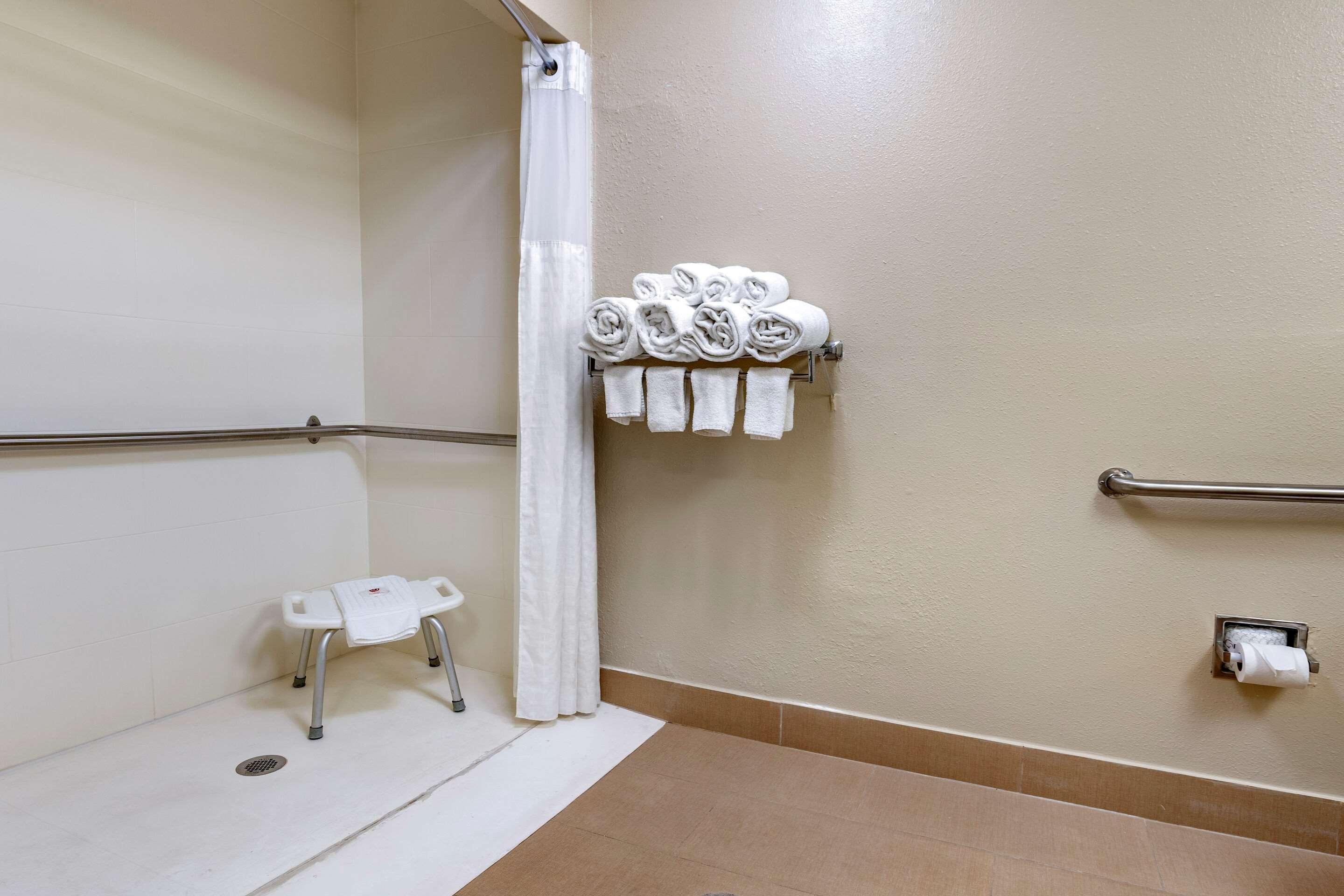 Comfort Inn & Suites Lincoln Bagian luar foto