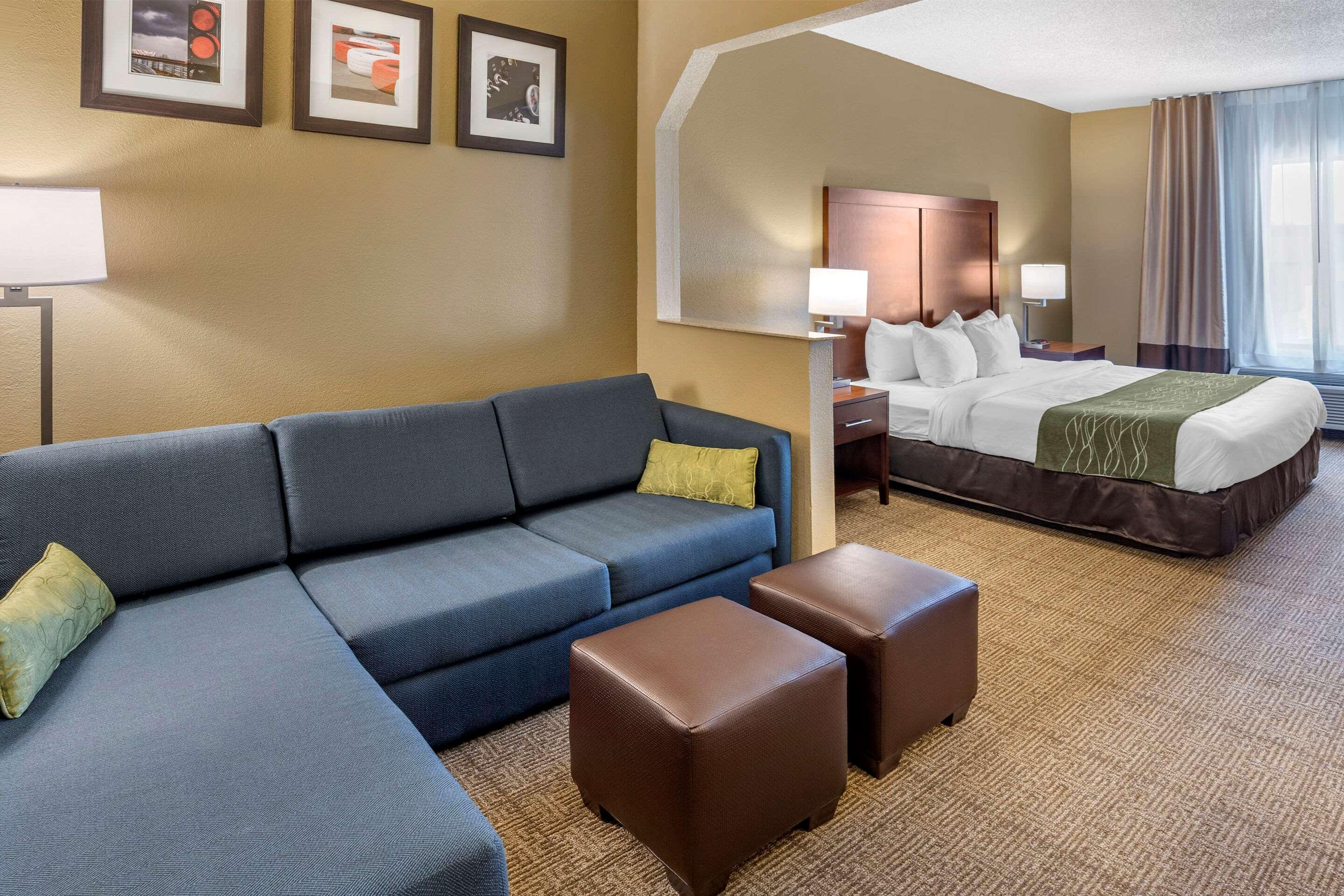 Comfort Inn & Suites Lincoln Bagian luar foto