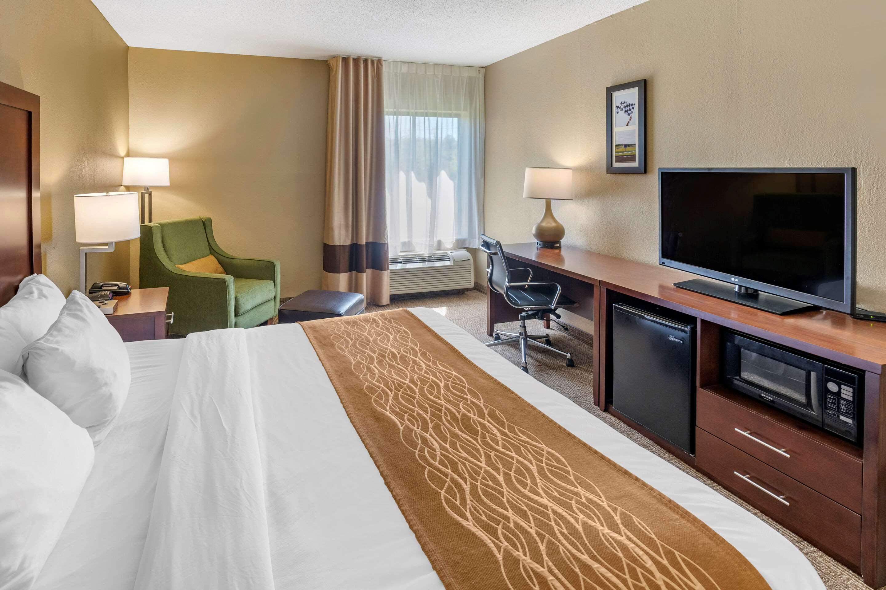 Comfort Inn & Suites Lincoln Bagian luar foto