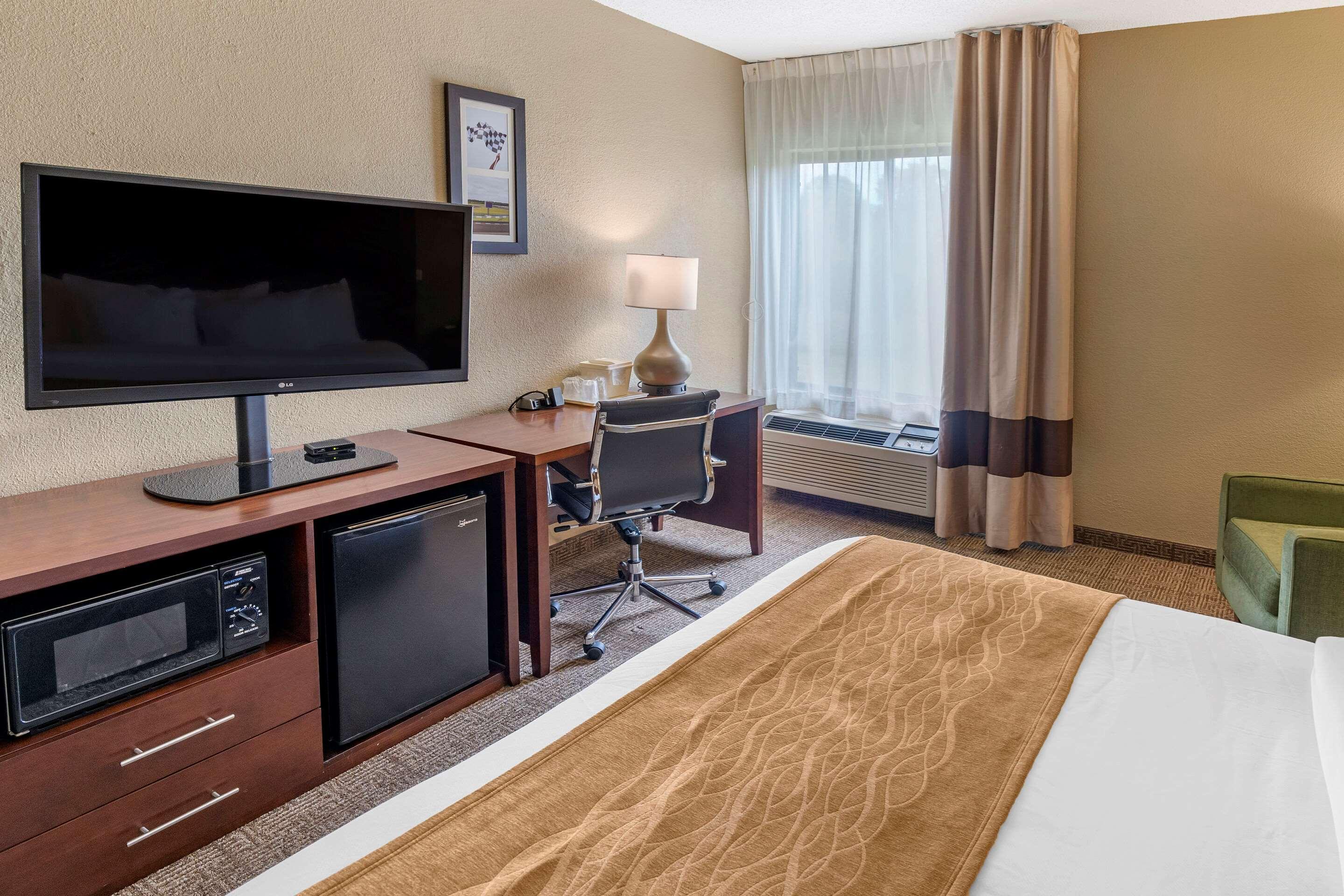 Comfort Inn & Suites Lincoln Bagian luar foto