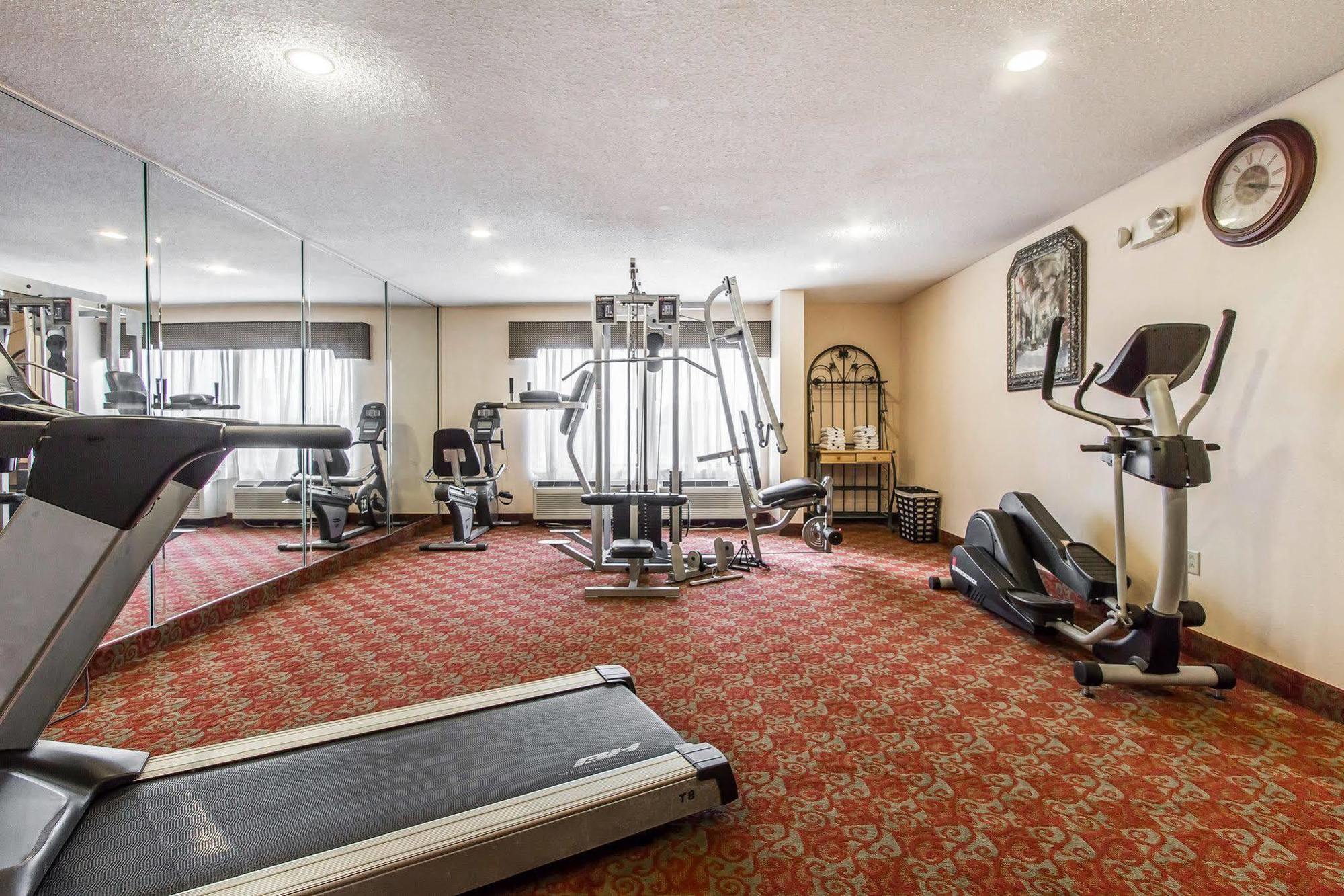 Comfort Inn & Suites Lincoln Bagian luar foto